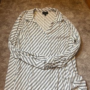 Long sleeve tunic navy and white